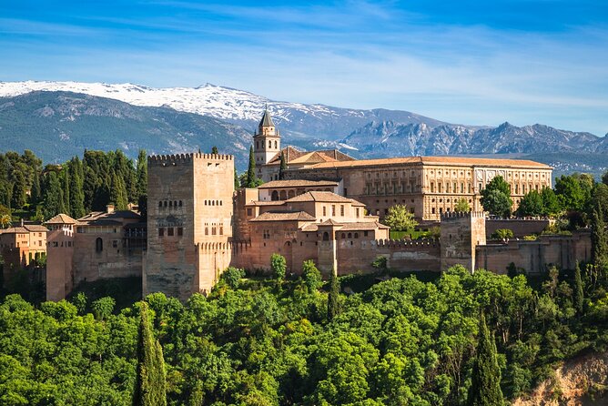 3 Hours Private Guided Tour in Spain with skip the line access - Granada in 3 Hours: a Private Alhambra circuit with skip-the-line ease