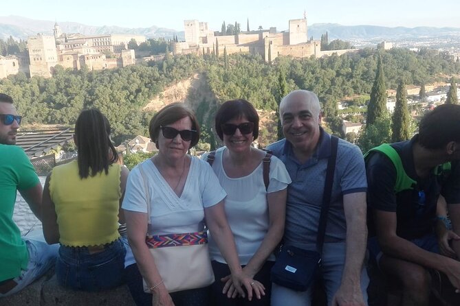 Albaicín & Sacromonte Walking Tour - Mirador de San Nicolás: sunset, Alhambra, and that perfect angle