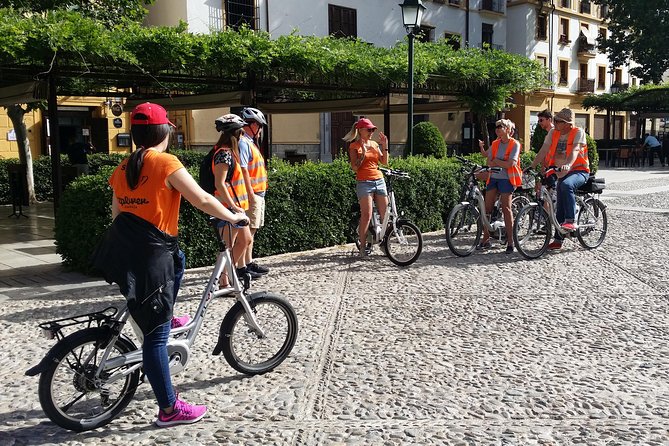 Albayzin and Sacromonte Electric Bike Tour in Granada - Paseo de los Tristes: The Alhambra View That Comes With a Story