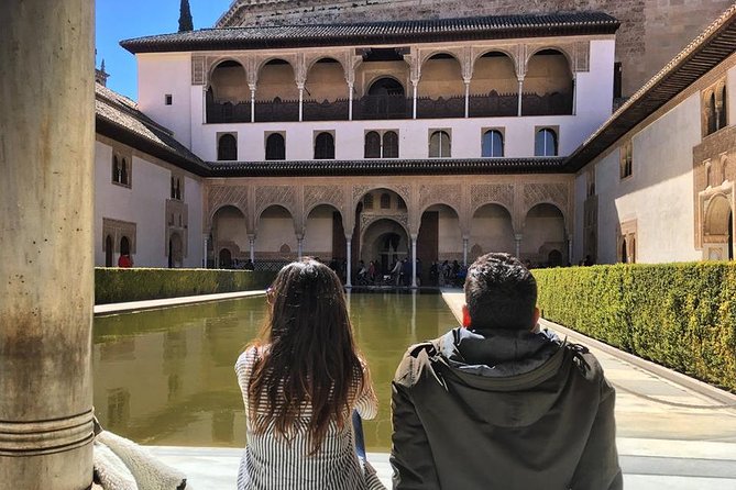 Alhambra &Charles Palace Guided Tour with Optional Nasrid Palaces - Nasrid Palaces highlights, with the Hall of Abencerrajes moment