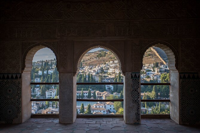 Alhambra Day or Night Private Tour - The No-Line Promise: What to Expect Realistically