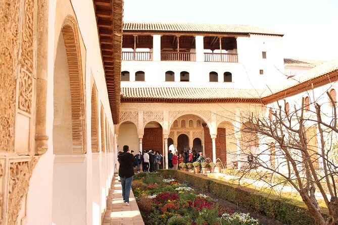 Alhambra Guided Tour, Nasrid Palaces and Generalife - Generalife Gardens: A Breather in the Middle of the Circuit