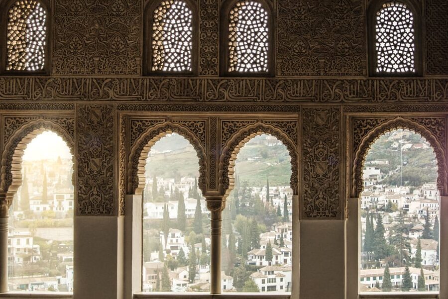 Alhambra & Nasrid Palace: Private Tour with Tickets - Skip-the-line tickets, meeting point, and what’s actually included for $320