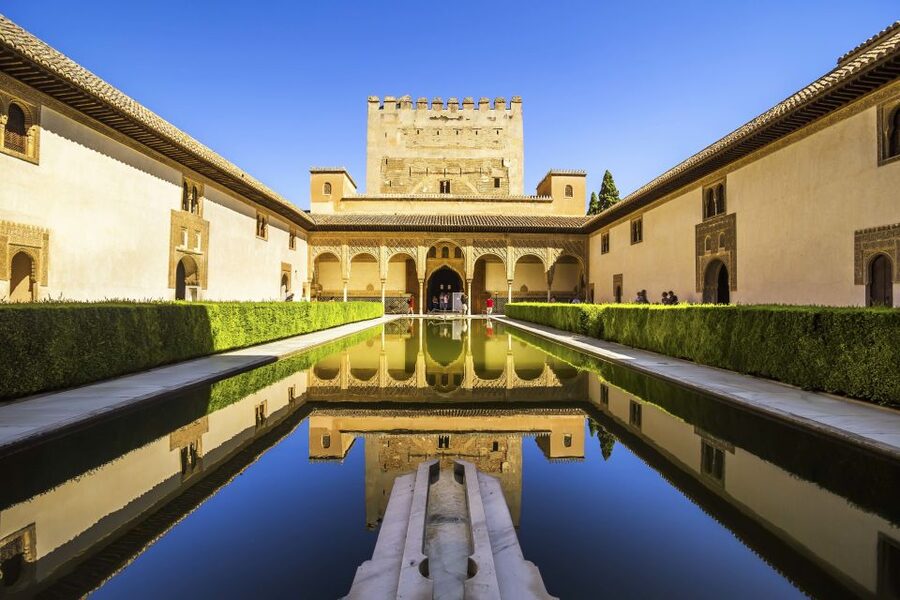Alhambra, Nasrid Palaces and Albaicin Tour - Sacromonte: finishing with Granada’s hillside character