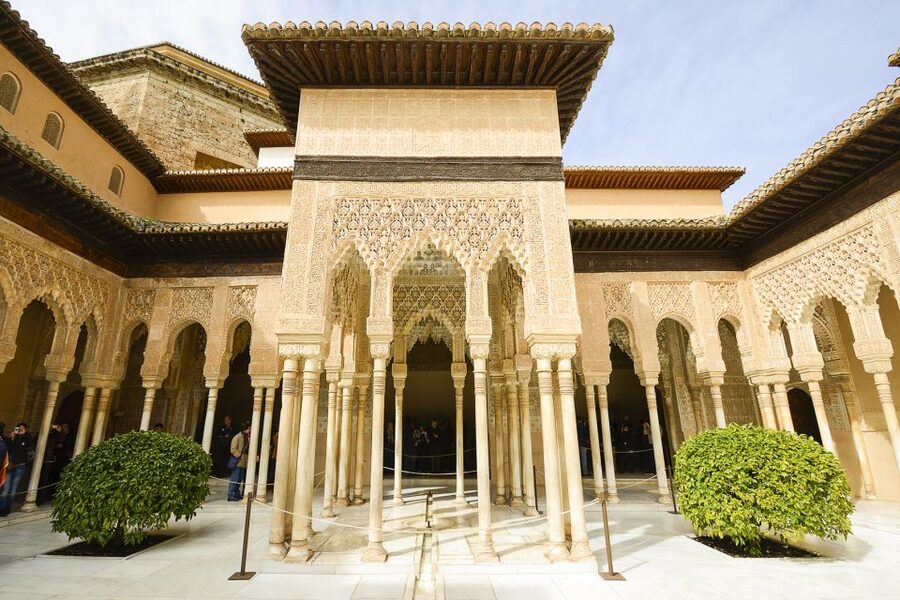 Alhambra, Nasrid Palaces, and Generalife 3-Hour Guided Tour - Welcome Visitor Center check-in: where your tour really starts