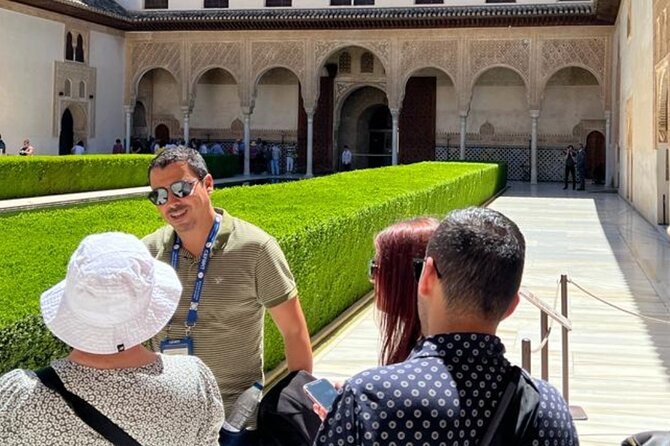 Alhambra, Nasrid Palaces, Generalife & Alcazaba Private Tour - Remains of Medina: a fast way to get your bearings