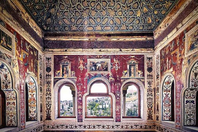 Alhambra Private Tour and Skip the Line Ticket and Official Guide - Palacio El Partal and Alcazaba: smaller stops with strong payoffs