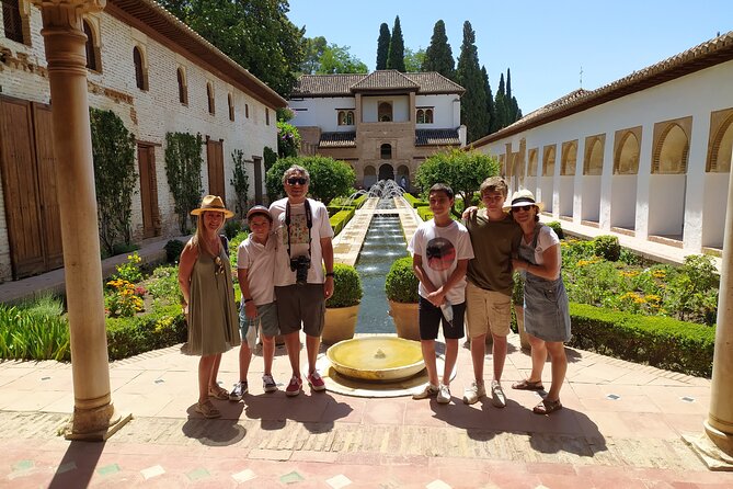 Alhambra : Private Tour for Families - Tickets included: why that is real value for families