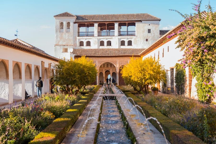 Alhambra Private Tour: Nasrid Palaces, Alcazaba & Generalife - Why This 3-Hour Alhambra Tour Works So Well