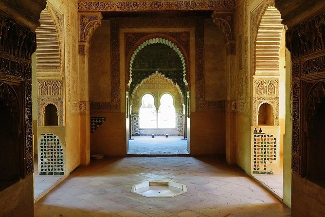 Alhambra Private Tour: Secrets of the Alhambra - Who should book, and who might DIY it
