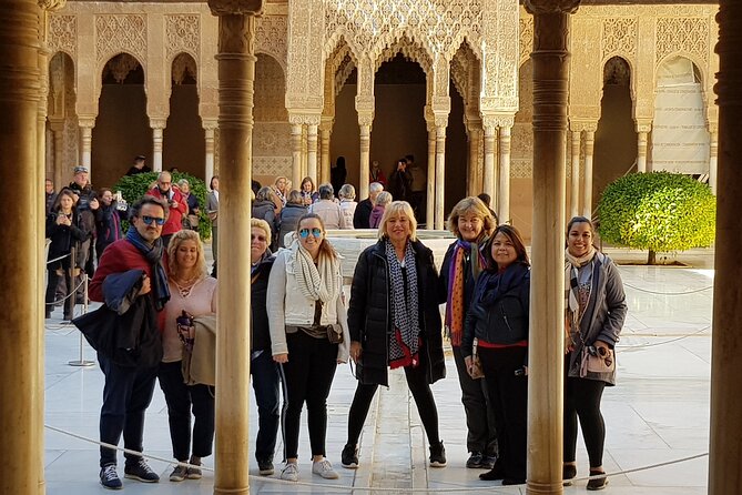 Alhambra private tour with tickets - Timed entry reality: the start time can move