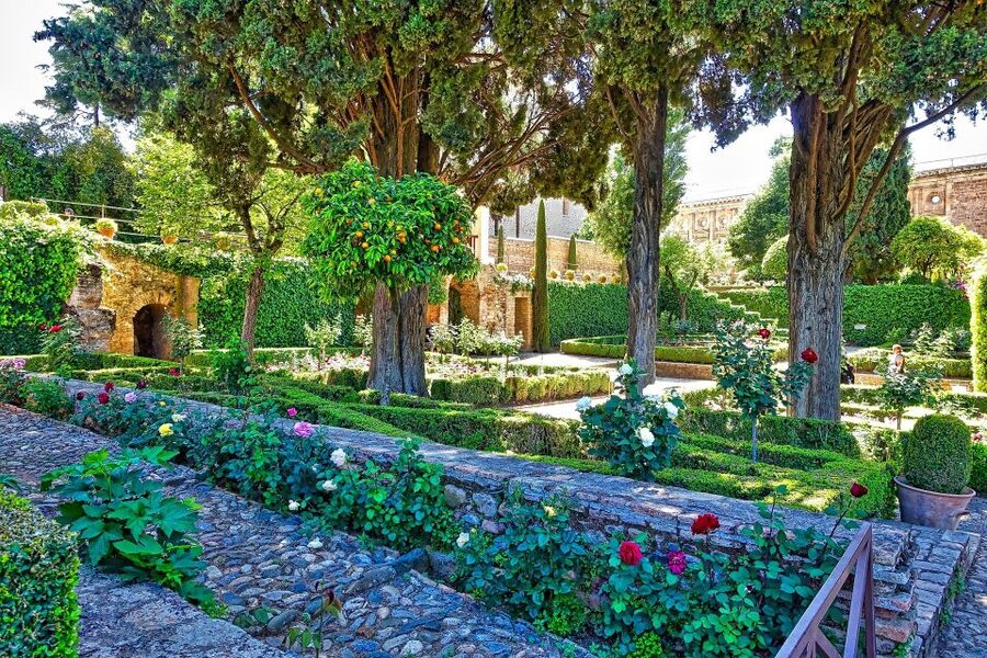 Alhambra's Gardens: Generalife, Partal, Alcazaba, & Carlos V - Generalife Gardens: Royal Orchards, New Gardens, and the Rose Garden