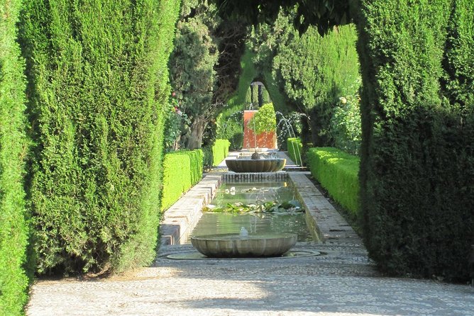 Alhambra Skip-the-Line Guided Tour - Stop 2: Nasrid Palaces, the heart of the UNESCO complex (about 1 hour 30 minutes)