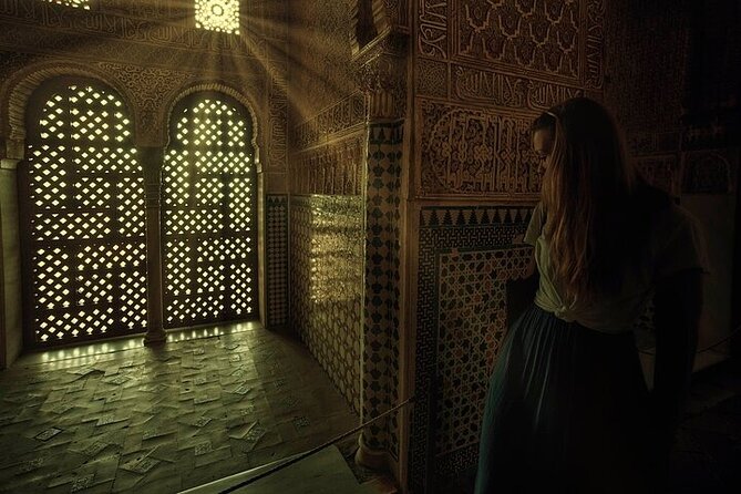 Alhambra Ticket Last Minute Deals - Group Size, Walking Pace, and Comfort Tips That Actually Matter