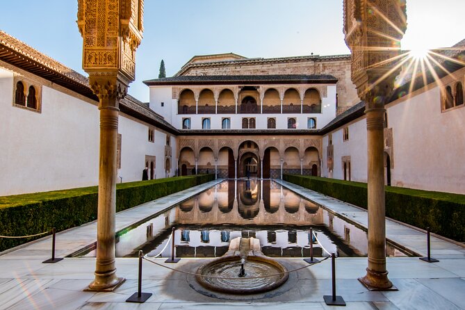 Alhambra Tour and Nazaries Palaces with Hammam Massage Experience - Hammam Al Andalus Granada: seven soaking pools plus aromatherapy massage