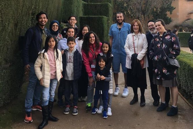 Alhambra Tour & ticket: Nasrid Palaces, Alcazaba & Generalife - Alcazaba: your grounding stop with views and structure