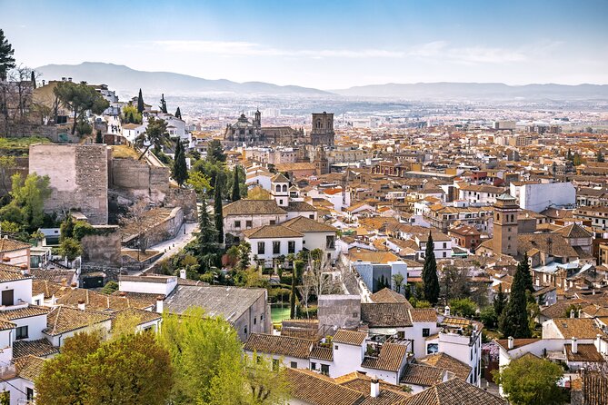 Alhambra with Nazaries Palaces Private Tour - Palace of Charles V: the Christian layer inside the Moorish story