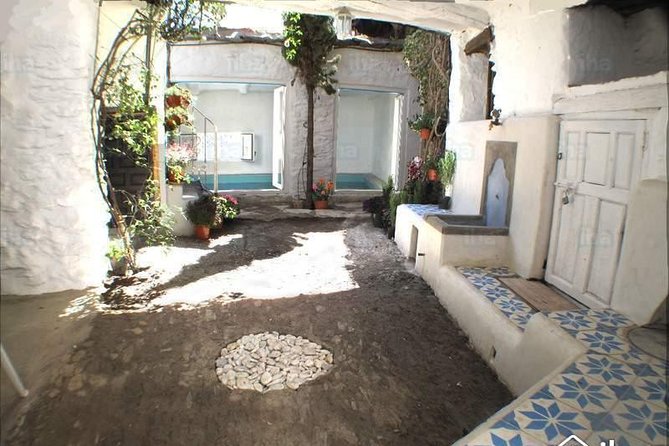 Alpujarras Day Trip Private or Small Group Tour - Pampaneira: village time where the pace slows down