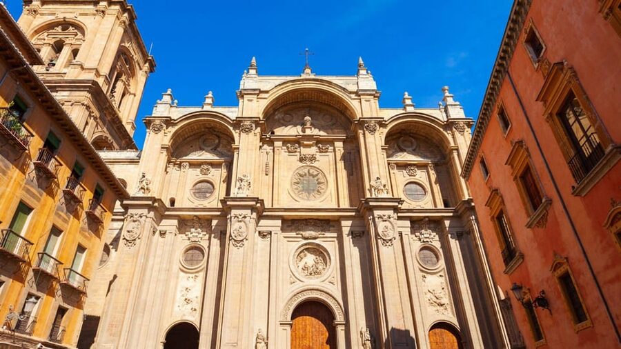 Best of Granada: Private Walking Tour with a Local - Key things I’d prioritize on this Granada private walk