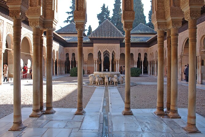 Complete Private Tour of Alhambra with Nasrid Palaces - Stop 2: Generalife, the summer palace of the sultans