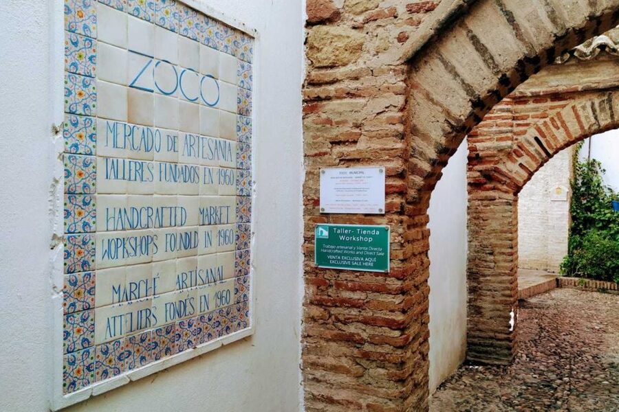 Cordoba Highlights Full-Day Tour from Granada - Alcázar of Córdoba: fortress walls and layered architecture