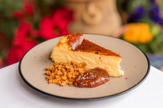 Dinner on a terrace in the Albayzin and a live flamenco show - Seats, Arrival Time, and the Rules That Keep It Smooth