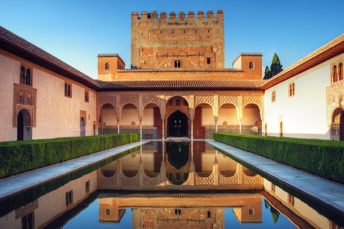 Exclusive Private Alhambra Tour with a Historian - Why a historian makes the Alhambra click