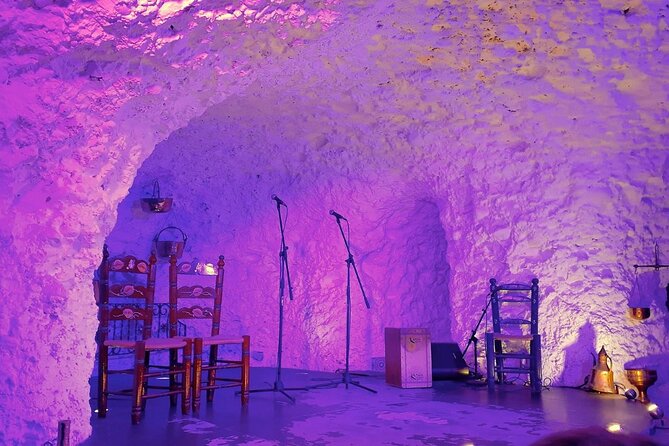 Flamenco Show in a Cave Restaurant in Granada - Getting there in the Albaycín: finding the cave without stress