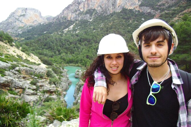 From Granada: Caminito del Rey Tour with Private transportation - What you’re walking: 1 meter wide, 3 km long, 100 meters up