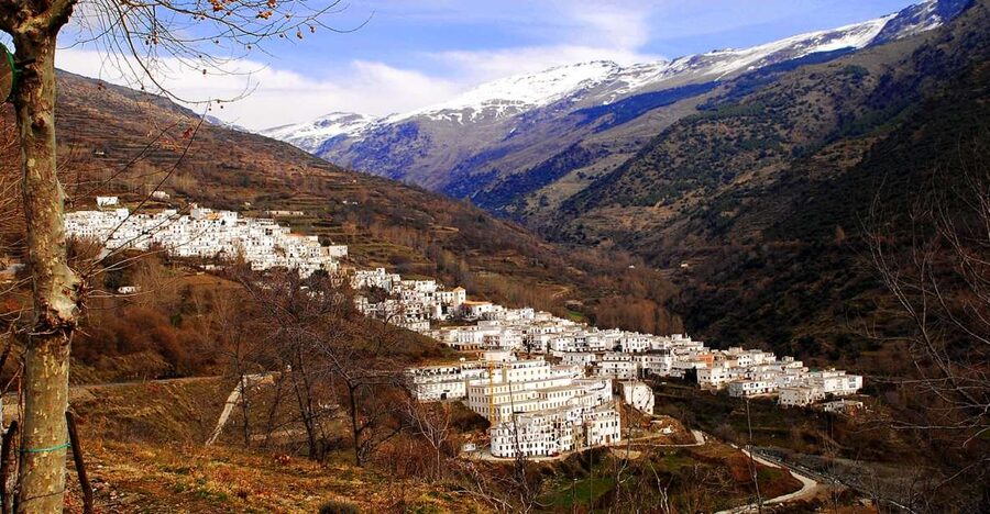From Granada: Day Trip to Trevélez with Ham Factory - From Granada to Trevélez, Why This Route Works