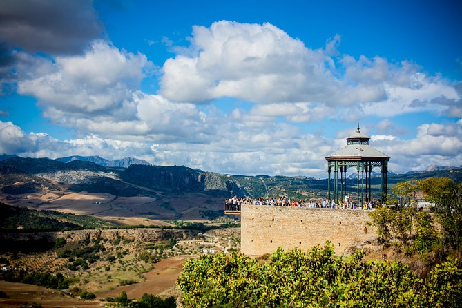 From Granada: Premium Ronda Trip & Guided Highlights Experience - The Ronda Highlights Walk, Plus Those Famous Lookout Views