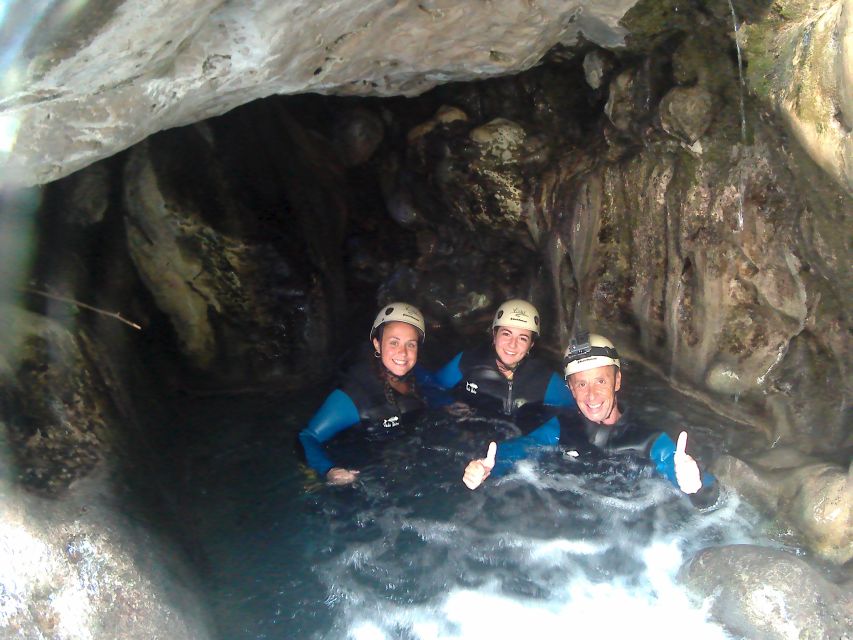 From Granada: Rio Verde Canyoning Tour - Walking in and the steep start you should expect