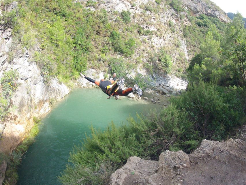 From Granada: Rio Verde Canyoning Tour - Snacks, rest, and the drive back to Granada