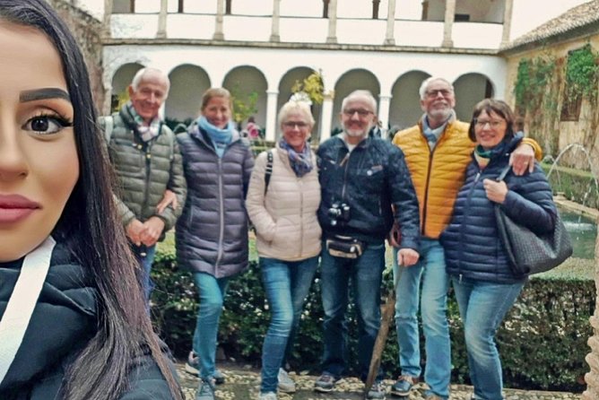 Full Alhambra tour with preferential access (SPANISH language) - Stop 5: Generalife gardens and the Nasrid retreat