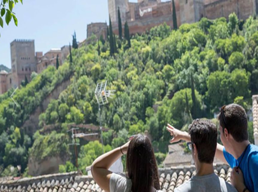 Granada: Albaicín and Sacromonte 2.5-Hour Walking Tour - FAQ