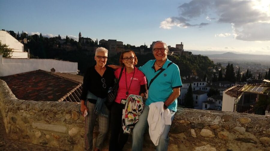 Granada: Albaicín, Sacromonte & Museum of Caves Walking Tour - Practical tips before you go (so the walk feels easy)