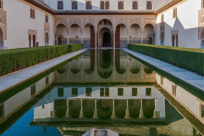 Granada: Alhambra, Albaicin and Sacromonte Guided Tour - Should you book Granada: Alhambra, Albaicín and Sacromonte Guided Tour?