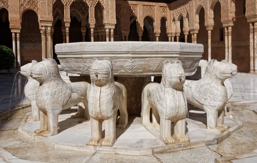Granada: Alhambra and Albaicín Small Group Tour - Alcazaba fortress views plus the Palace of Charles V