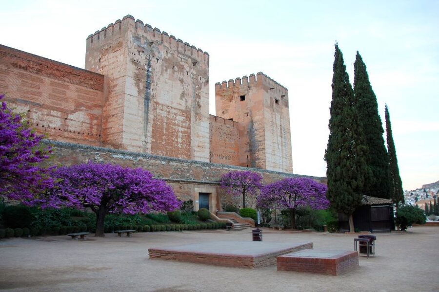 Granada: Alhambra and Charles V Palace Tour - Gate of Justice and the Two-Worlds Feel Inside the Fortress