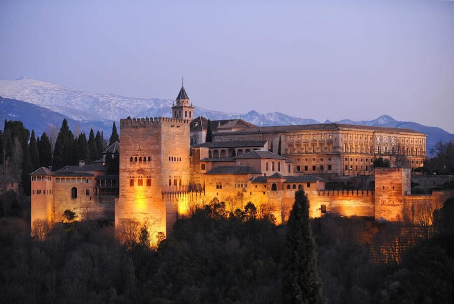 Granada: Alhambra and Generalife Garden Ticket & Guided Tour - Key takeaways before you go