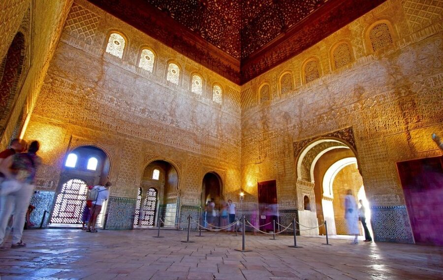 Granada: Alhambra and Nasrid Palaces Private Tour - Who this tour suits best (and who might want a different plan)