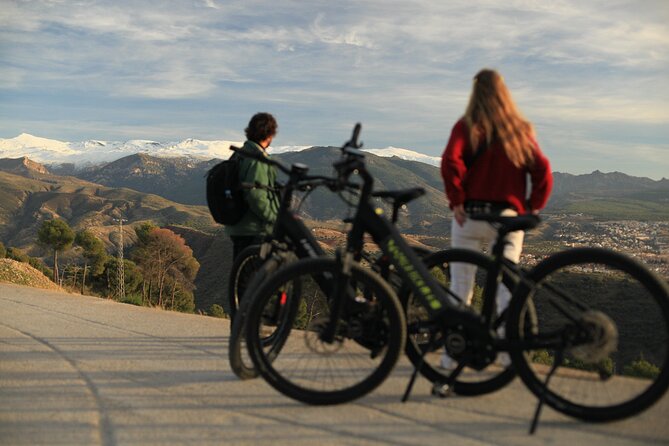 Granada: Alhambra and Sierra Nevada Sunset Views by E-Bike - Meeting at Pl. de Cuchilleros, then getting your bike legs fast