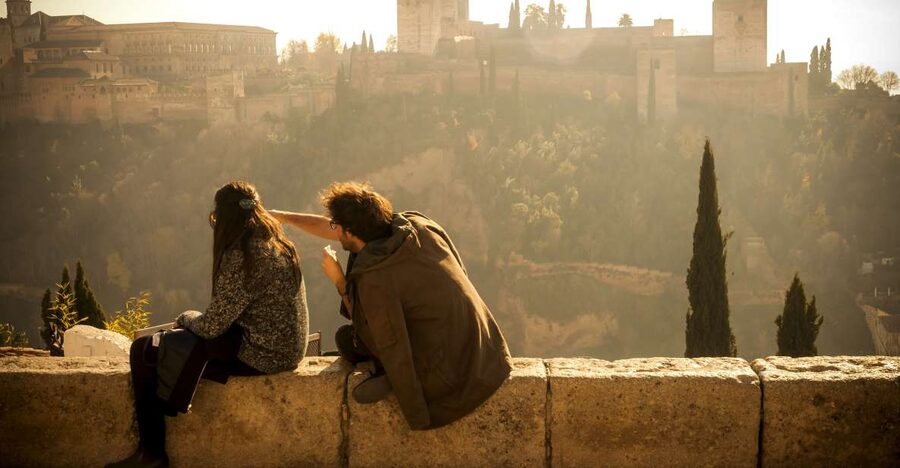 Granada: Alhambra, Cathedral, Royal Chapel and Albayzin tour - Cathedral and Royal Chapel: tickets included, plus the Catholic Monarchs focus