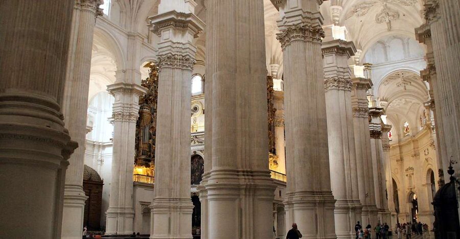 Granada: Alhambra, Cathedral & Royal Chapel Tour w/ Tickets - Morning at the Cathedral and Royal Chapel: architecture you can actually read