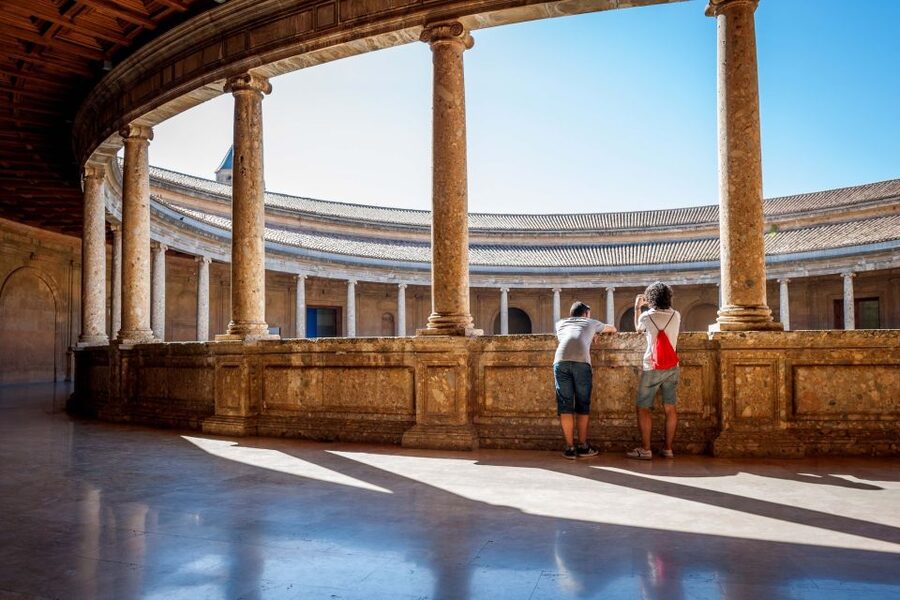 Granada: Alhambra Entry Ticket with Audio Guide - Alcazaba Fortress: The Walls and Power of the Site