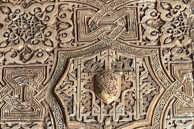 Granada Alhambra Group Tour includes Nazaries Palaces - Generalife: The Sultan’s Summer Palace and Why the Gardens Matter