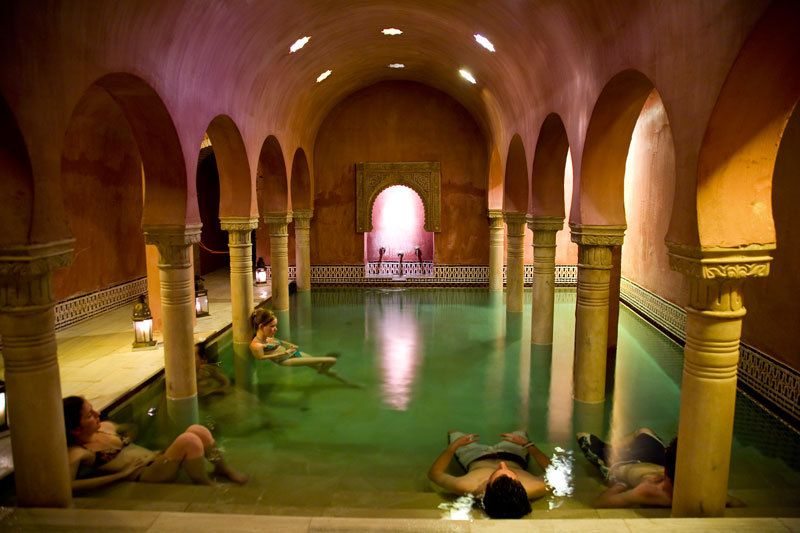 Granada: Alhambra Guided Tour and Arabian Bath and Massage - Generalife Gardens (guided 1 hour): where the “summer palace” idea clicks