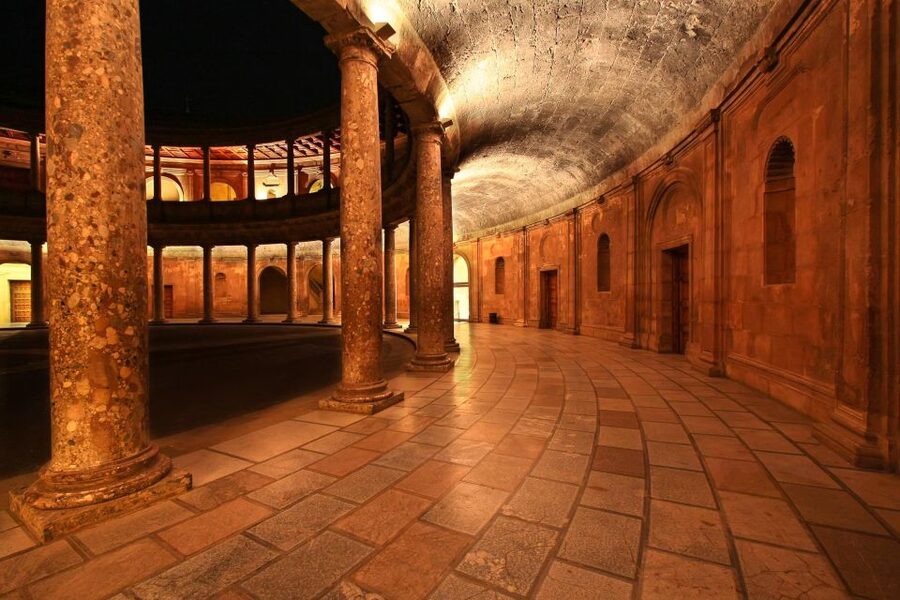 Granada: Alhambra Night Visit Entry Ticket - Crowds and timing: how to avoid the bottleneck feeling
