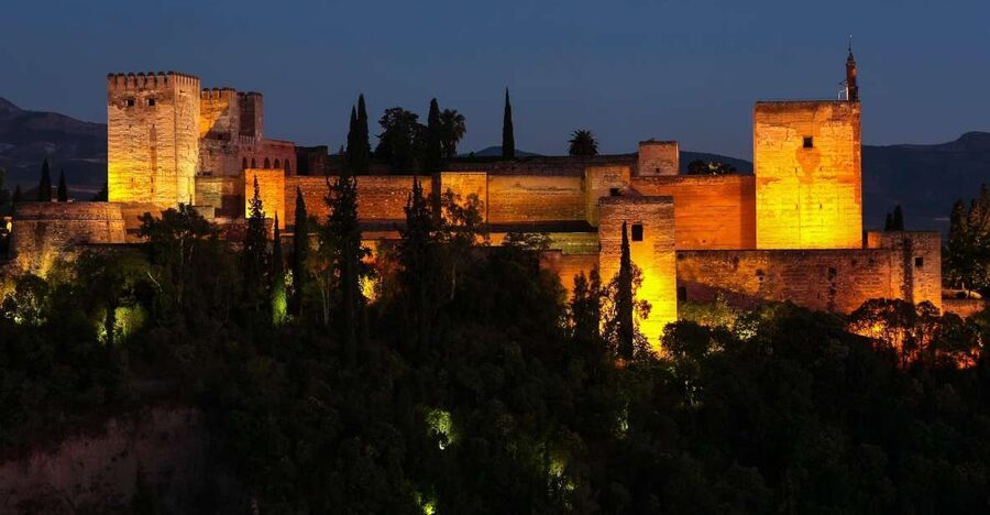 Granada: Alhambra Night Visit Entry Ticket - From the Access Pavilion to the Walnut Tree Promenade