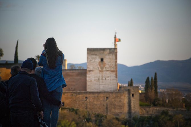 Granada and Albaicin: Wine and Tapas Tour - Calle Calderería Nueva: where the tour slows down on purpose